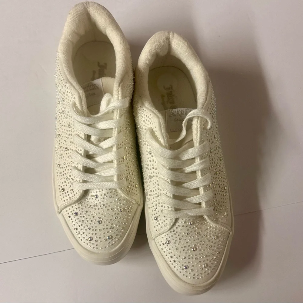 Juicy Couture White Sneakers Classic Low-Top Design size‎ 9.5
